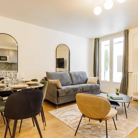 Superb With Patio 6p2bdr - Operagrands Boulevards