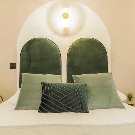 Superb With Patio 6p2bdr - Operagrands Boulevards